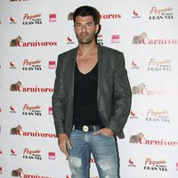Michel Olivares en el estreno de 'Carnívoros'