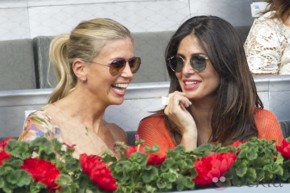 Nuria Roca y Patricia Cerezo en la final del Masters de Tenis de Madrid 2012