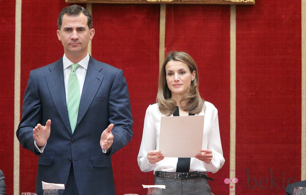 Los Príncipes de Asturias en la entrega de becas de la Fundación Caja Madrid