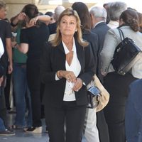 Cari Lapique en la capilla ardiente de María Ángeles Sandoval, Pitina