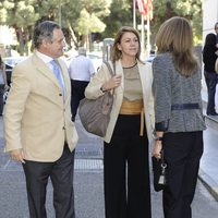 María Dolores de Cospedal en la capilla ardiente de María Ángeles Sandoval, Pitina