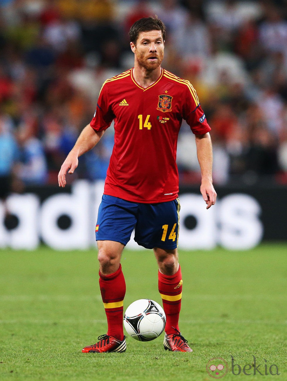 Xabi Alonso en la semifinal de España contra Portugal en la Eurocopa 2012
