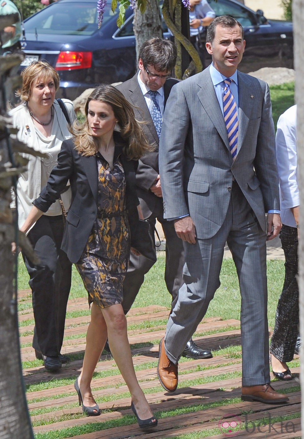 Los Príncipes Felipe y Letizia a su llegada a un almuerzo en Girona