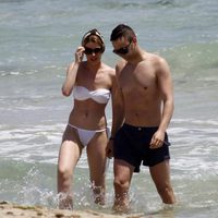 Adriana Abenia disfruta de unos días de vacaciones en Ibiza con su novio Sergio