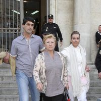 Jesulín de Ubrique, María José Campanario y su madre Remedios Torres