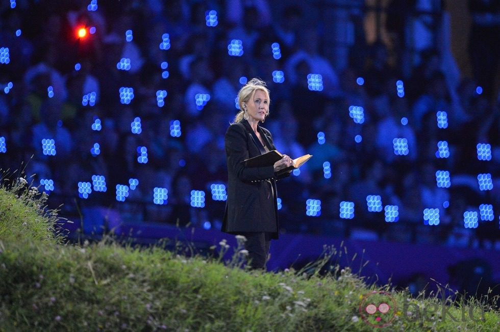JK Rowling en la ceremonia de inauguración de los Juegos Olímpicos