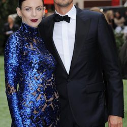 Rupert Sanders y su mujer Liberty Ross 