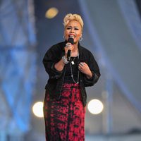Emeli Sandé en la ceremonia de clausura de los Juegos de Londres 2012