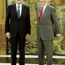 Mariano Rajoy y el Rey Don Juan Carlos se reúnen en Zarzuela