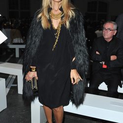 Rachel Zoe en el desfile de Givenchy de la Semana de la Moda de París