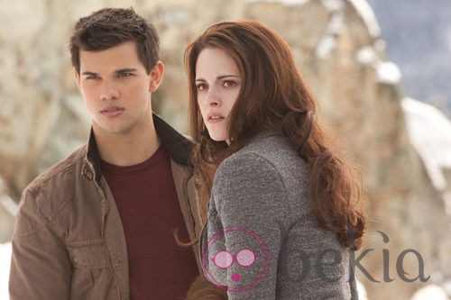 Taylor Lautner y Kristen Stewart en 'Amanecer.Parte2'