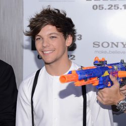 Louis Tomlinson en la première de 'Men In Black 3'