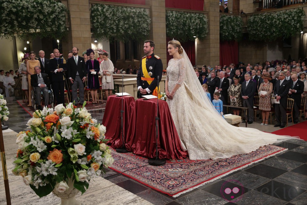 Guillermo de Luxemburgo y Stéphanie de Lannoy en su boda religiosa