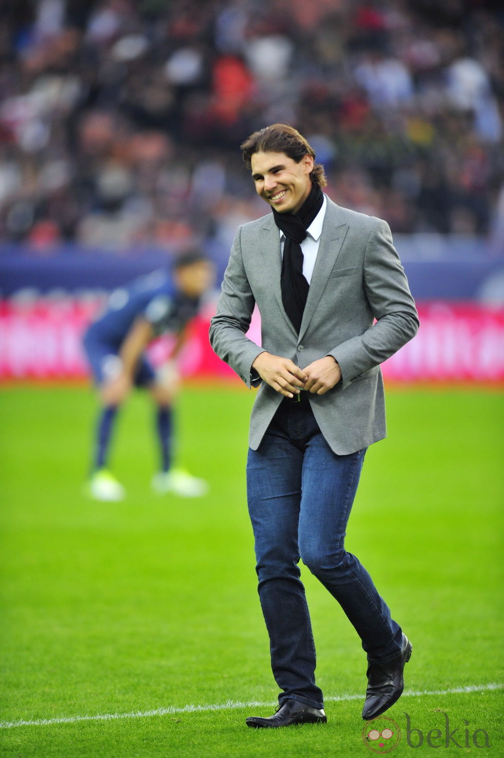 Rafa Nadal hace el saque de honor en el partido París Saint Germain - Stade de Reims