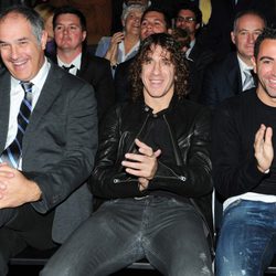 Carles Puyol y Xavi Hernández en la entrega de la Bota de Oro 2012