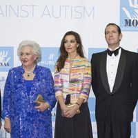 La Infanta Pilar, Bárbara Cano y Bruno Gómez-Acebo en la gala Mónaco contra el Autismo