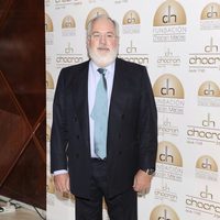 Miguel Arias Cañete en la presentación del catálogo benéfico de Chocrón 2013