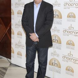 Leo Harlem en la presentación del catálogo benéfico de Chocrón 2013
