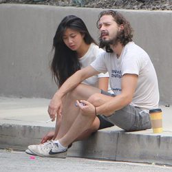 Shia Labeouf y Karolyn Pho durante una fuerte discusión en Los Ángeles