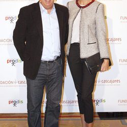 Leo Harlem y Juncal Rivero en la subasta de capones de Cascajares
