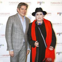 Boris Izaguirre y Lucía Bosé en la subasta de capones de Cascajares
