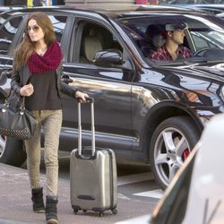 Raquel Jiménez y David Bisbal en la estación de tren