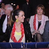 Pauline y Louis Ducruet se dedican una sonrisa