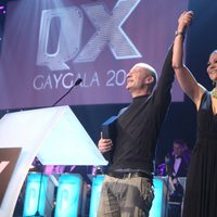 Victoria de Suecia y Jonas Gardell en la Gaygalan XQ