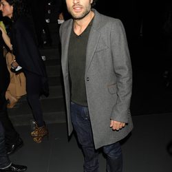 Daniel Guzmán en el desfile de Amaya Arzuaga en Madrid Fashion Week otoño/invierno 2013/2014