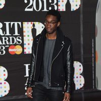 Nathan Stewart-Jarrett en la alfombra roja de los Brit 2013