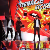Actuación de One Direction en los Brit Awards 2013