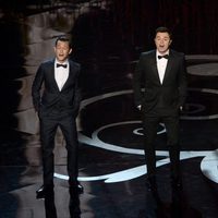 Joseph Gordon-Levitt, Seth MacFarlane y Daniel Radcliffe cantando en los Oscar 2013