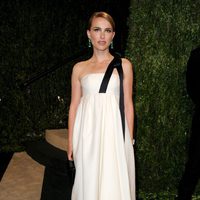 Natalie Portman en la fiesta post Oscar 2013 organizada por Vanity Fair