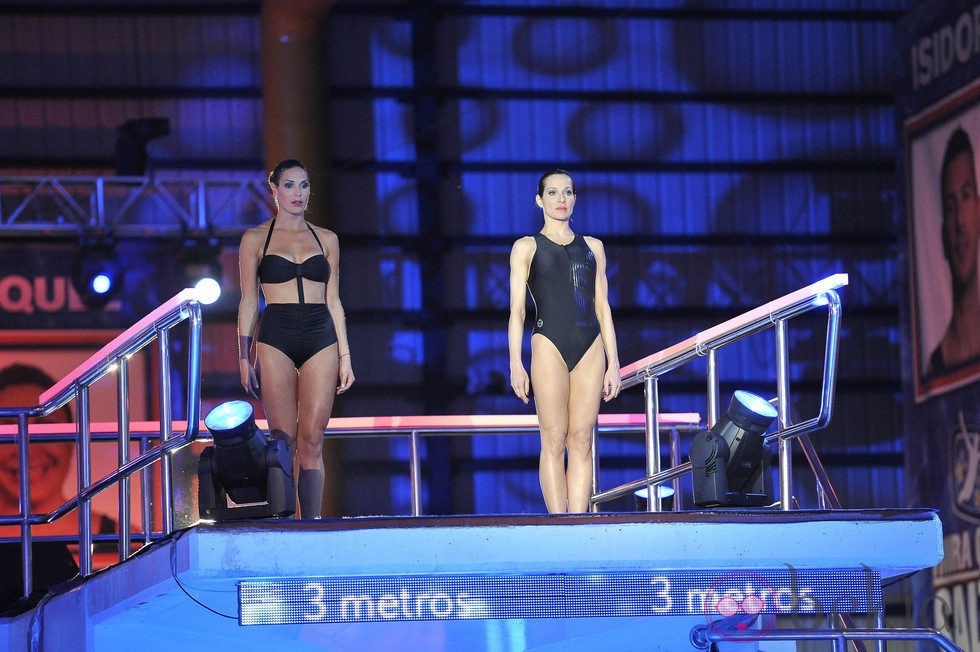 Verónica Hidalgo y Natalia Millán preparándose para saltar juntas en '¡Mira quién salta!'
