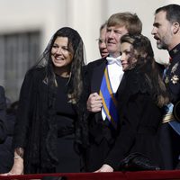 Los Príncipes Felipe y Letizia con Guillermo y Máxima de Holanda en la entronización del Papa Francisco I