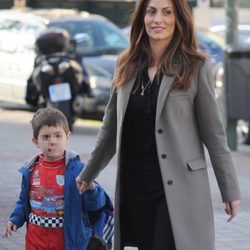 Nagore Aranburu con su hijo Jon Alonso