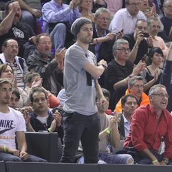 Gerard Piqué anima al Barça de baloncesto en la Euroliga 