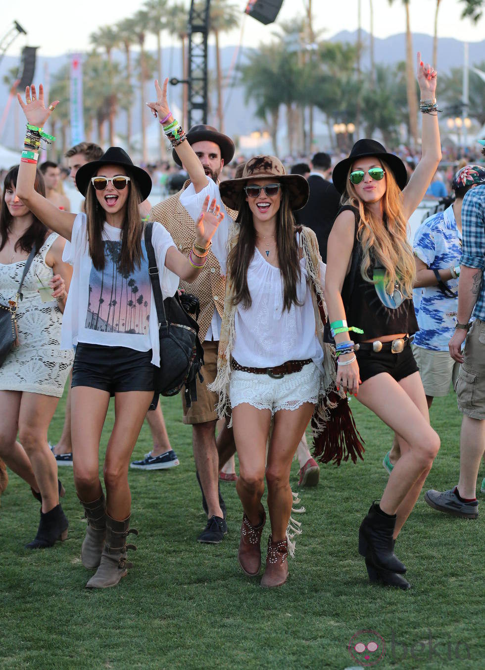 Miranda Kerr, Alessandra Ambrosio y Candice Swanepoel en el Festival de Coachella 2013
