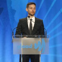 Tobey Maguire en los Glaad Media Awards 2013 en Los Angeles
