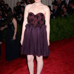 Kate Mara en la Gala del MET 2013