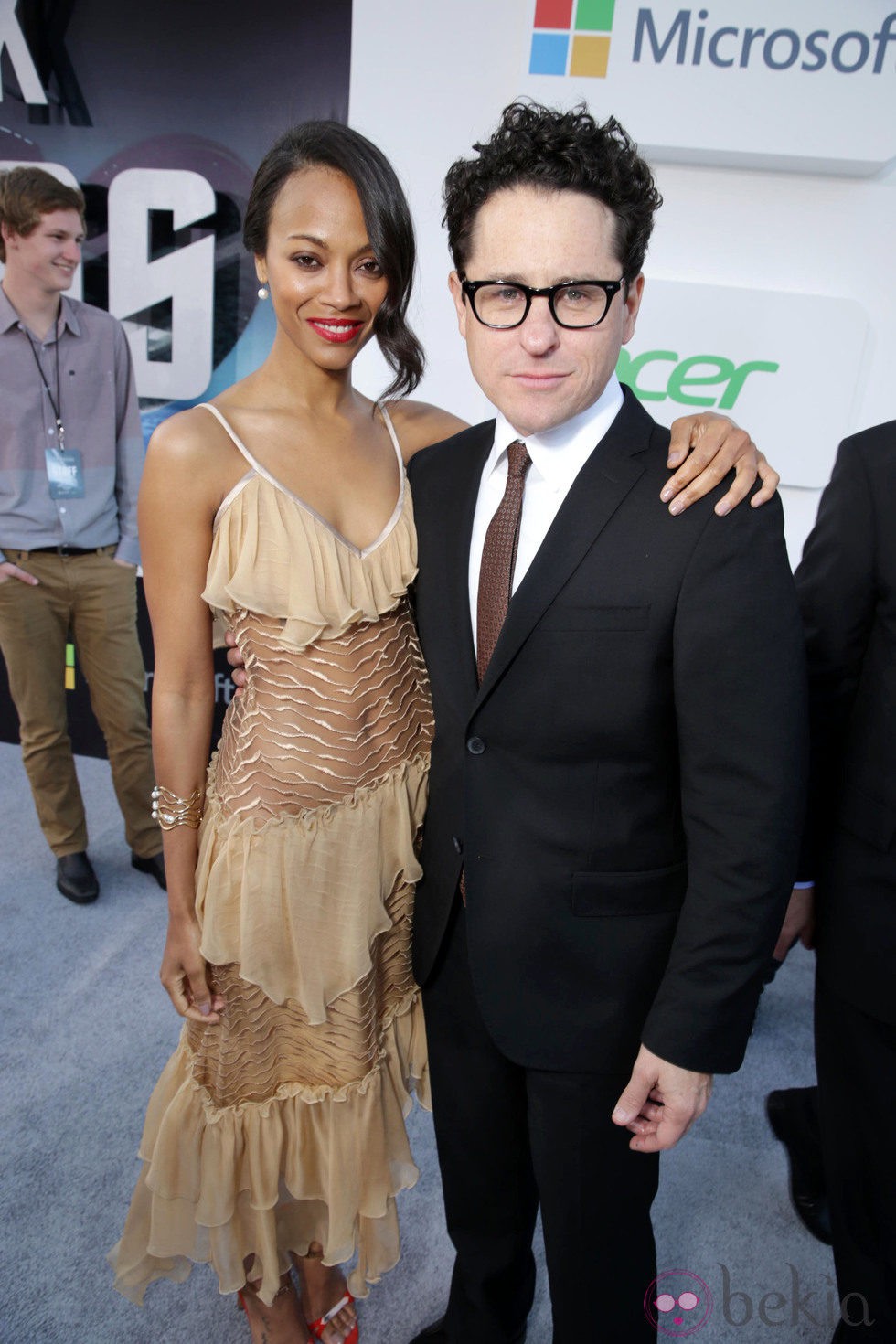 Zoe Saldana y J.J. Abrams juntos por segunda vez en 'Star Trek: En la oscuridad'