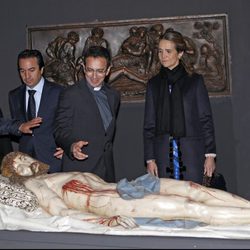 La Infanta Elena durante su visita a la exposición 'Credo' de 'Las Edades del Hombre'