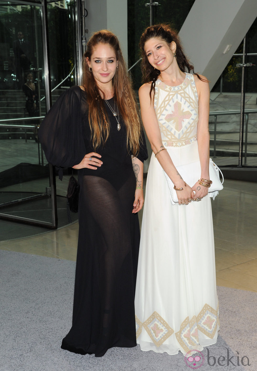 Jemima Kirke y Pamela Love en los Premios CFDA 2013