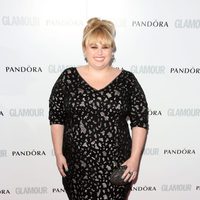 Rebel Wilson en los Premios Glamour Mujer del Año 2013 en Londres