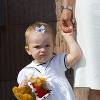 La Princesa Estela en el Día Nacional de Suecia 2013