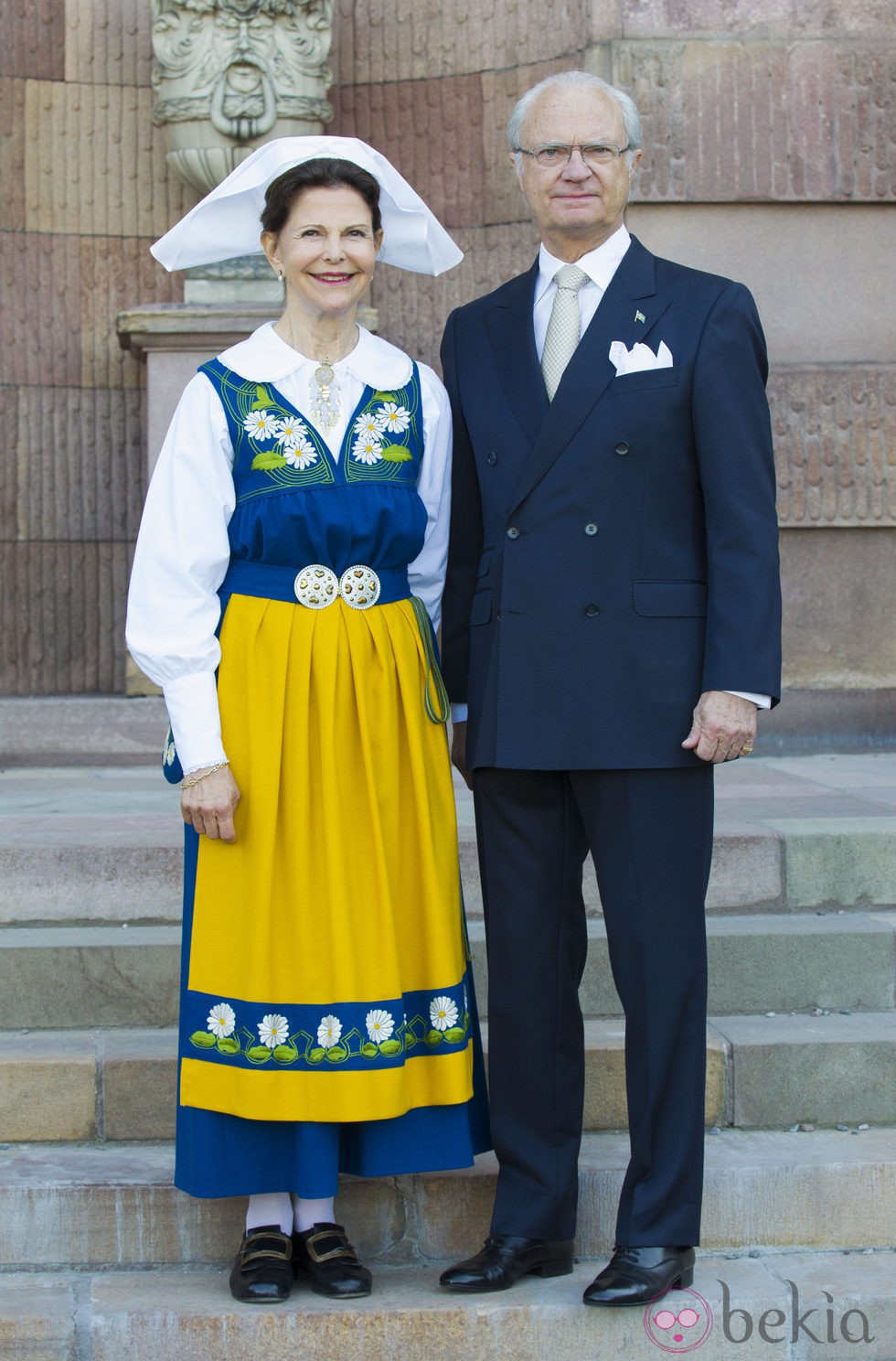 Los Reyes Carlos Gustavo y Silvia en el Día Nacional de Suecia 2013