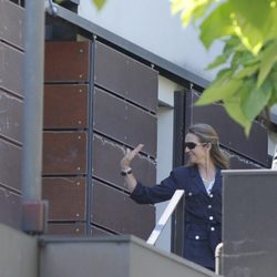 La Infanta Elena tras visitar a la Infanta Cristina el día de su 48 cumpleaños