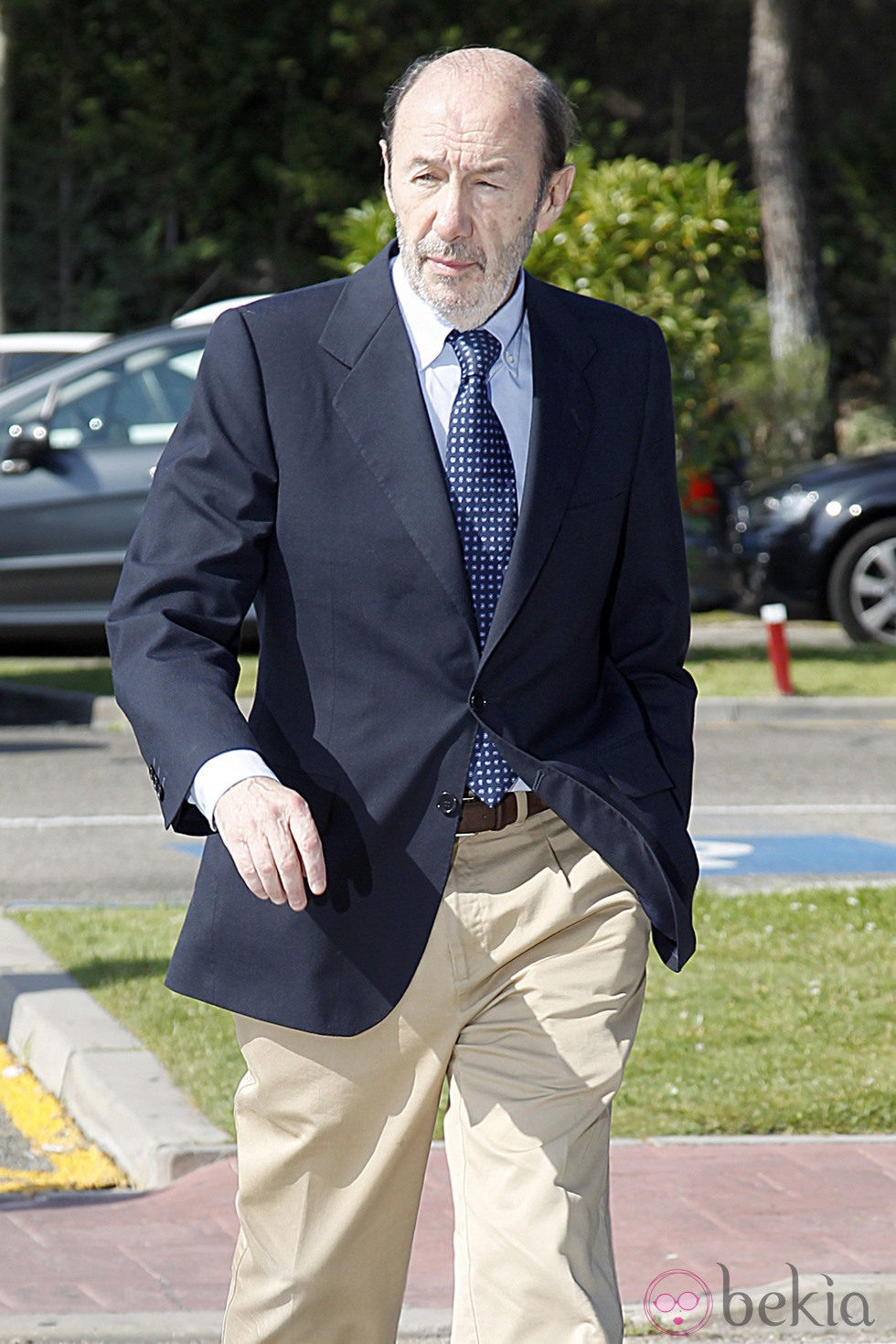 Alfredo Pérez Rubalcaba en la capilla ardiente de Concha García Campoy
