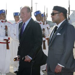 El Rey Juan Carlos retoma su agenda intercional tras su operación de hernia discal en Marruecos