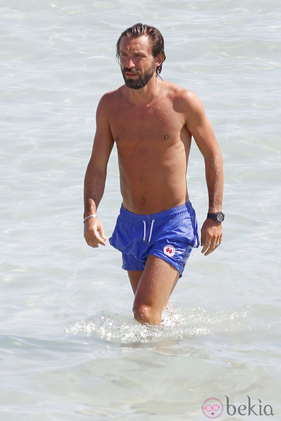 Andrea Pirlo disfruta de la playa durante sus vacaciones en Ibiza